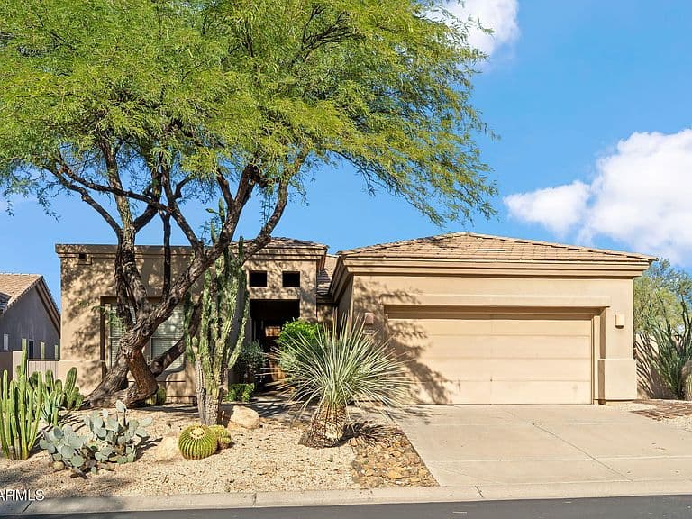7486 E SOARING EAGLE Way photo 1