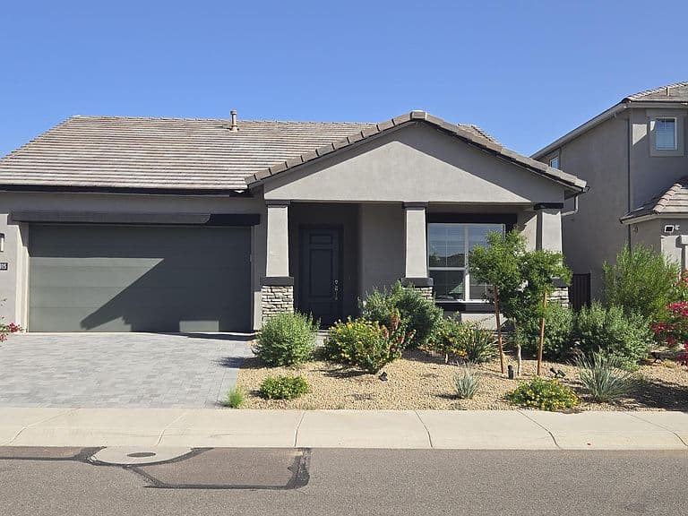 21315 N 61ST Street photo 1