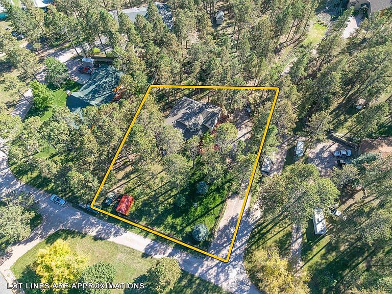 13079 Hillsview Dr photo 2