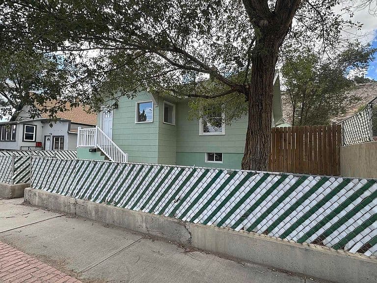 818 Dewar Dr photo 4