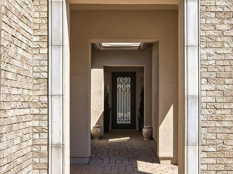8146 E JUNE Street photo 4