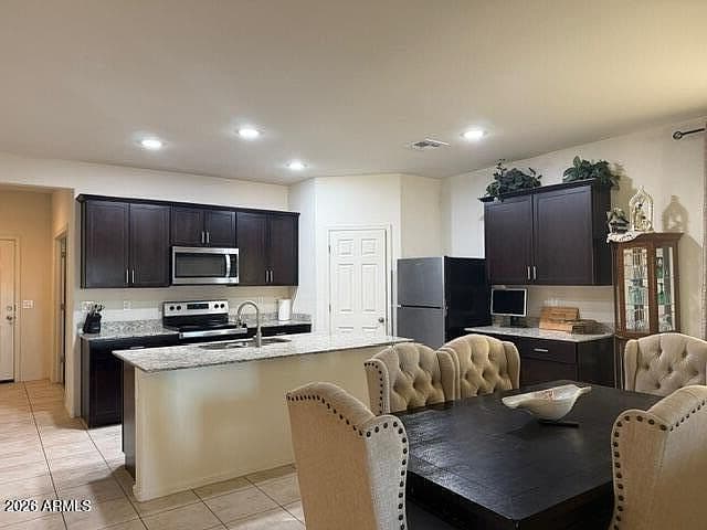 4916 S 109th Drive photo 4
