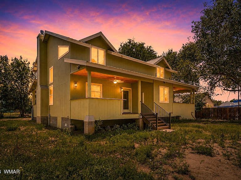 410 E Tumbleweed Ln photo 4