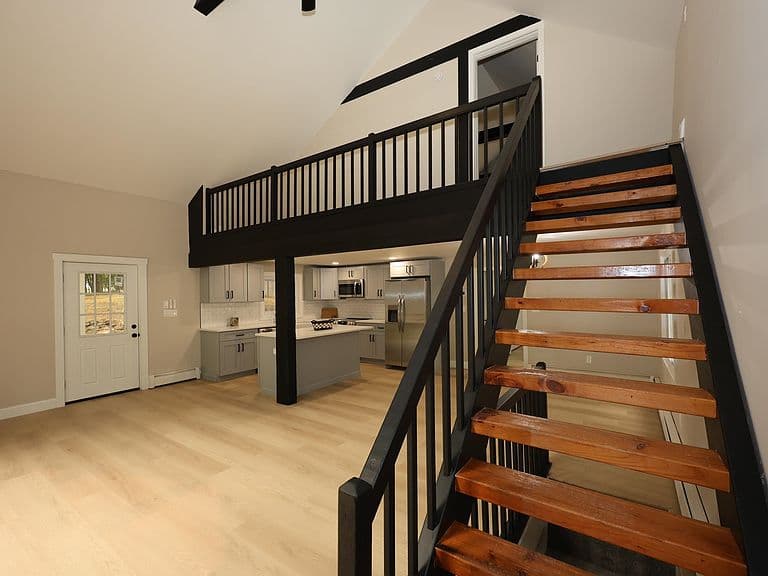 112 Gilson Road photo 4