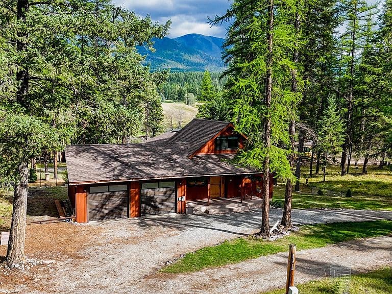 346 Crystal Lakes Dr photo 2