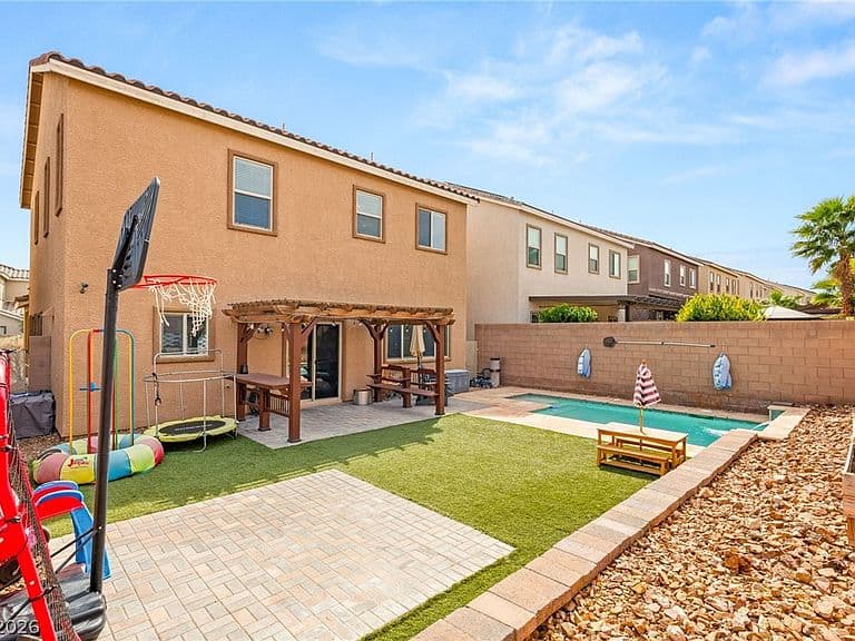8123 Mosaic Sunrise Ln photo 3