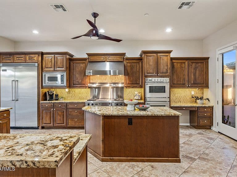 3950 E PATRICK Lane photo 4