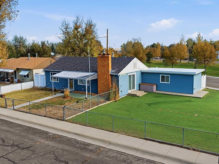 253 Junco St photo 1