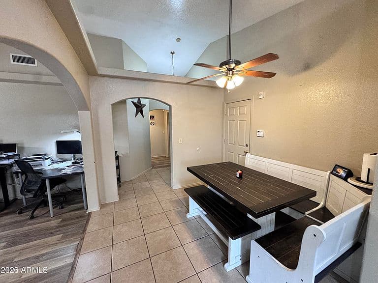 1514 S PARK Street photo 4