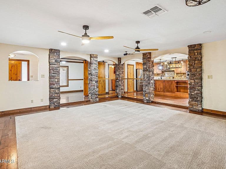 12103 S TOMI Drive photo 5