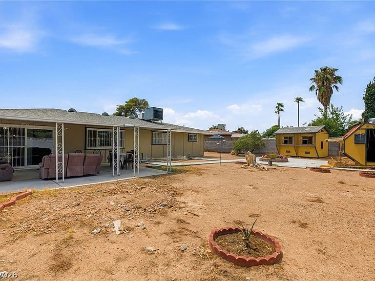 3948 Oakhill Ave photo 5