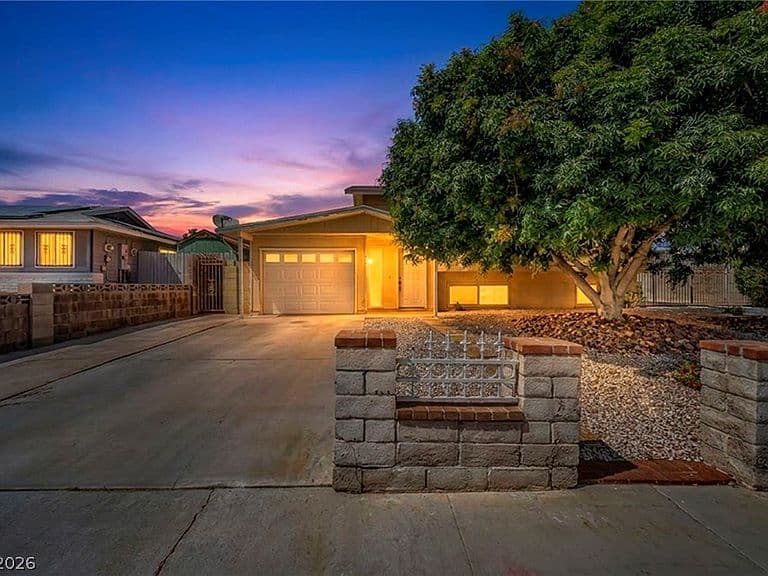 4442 El Cebra Way photo 1