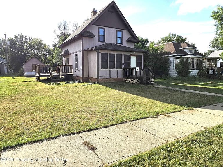 307 3rd Ave W photo 5