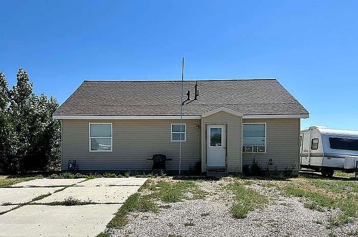 543 Tierney St photo 1