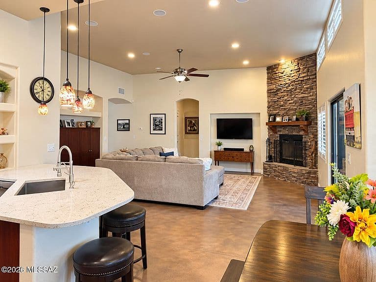 12325 E Cape Horn Dr photo 5