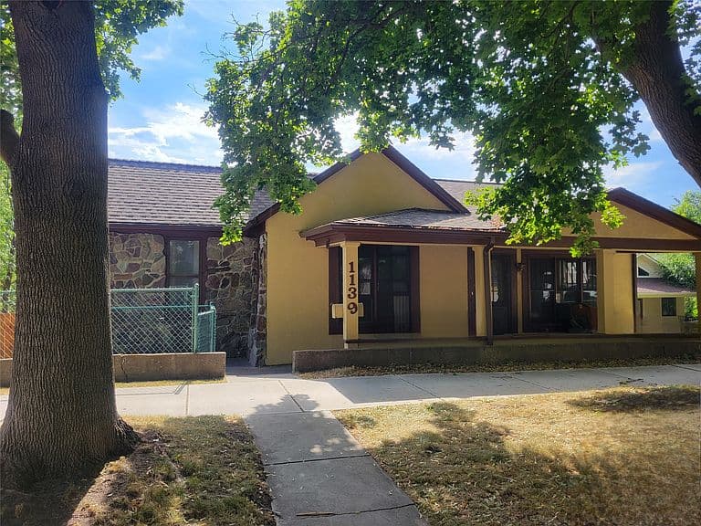 1139 Poplar St photo 2