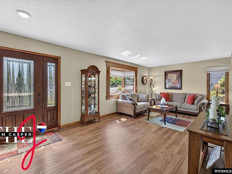 2102 Shumway Ave photo 5