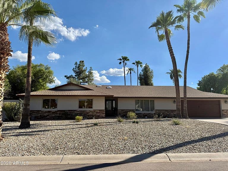 5539 E Corrine Drive photo 1
