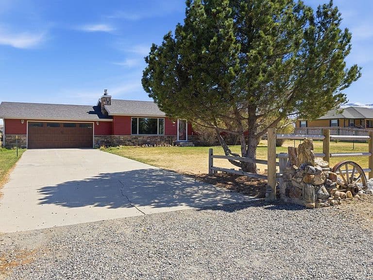 12 Marquette Dr photo 2