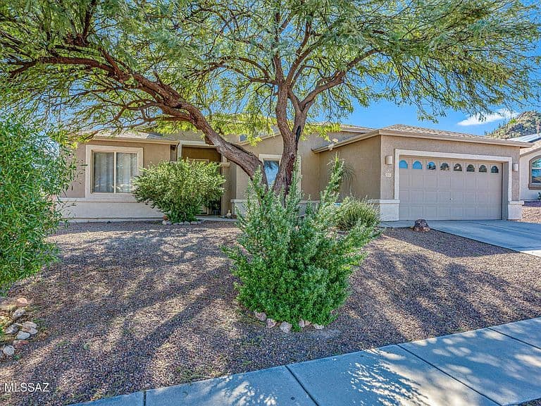 3051 W Calle Rosalinda photo 1