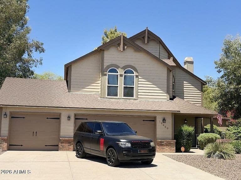 16640 N 54TH Street photo 2