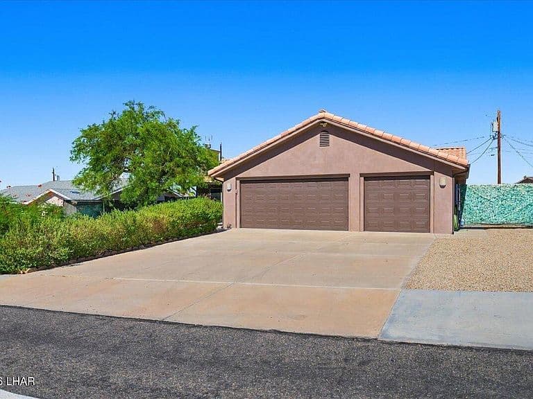 2635 Havasupai Blvd photo 5