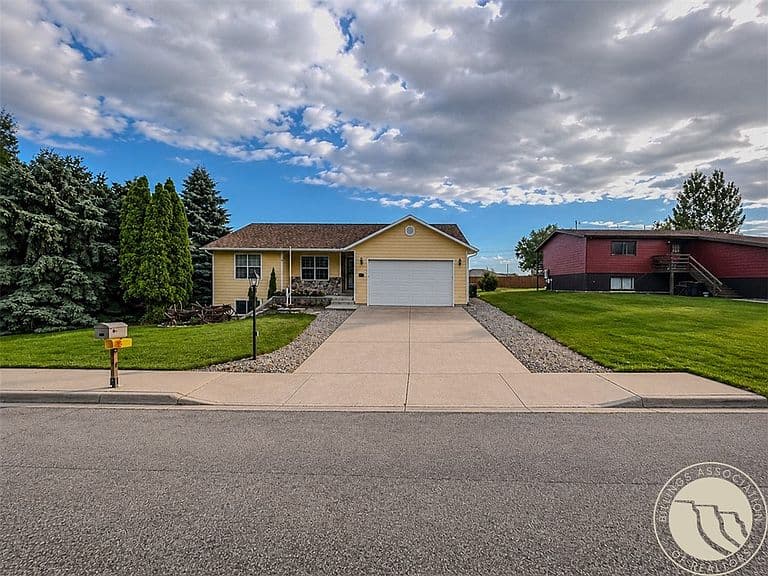 166 Stillwater Ln photo 1