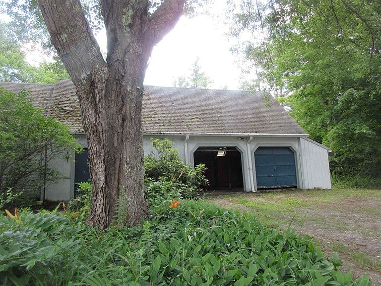 80 Winchester Road photo 3