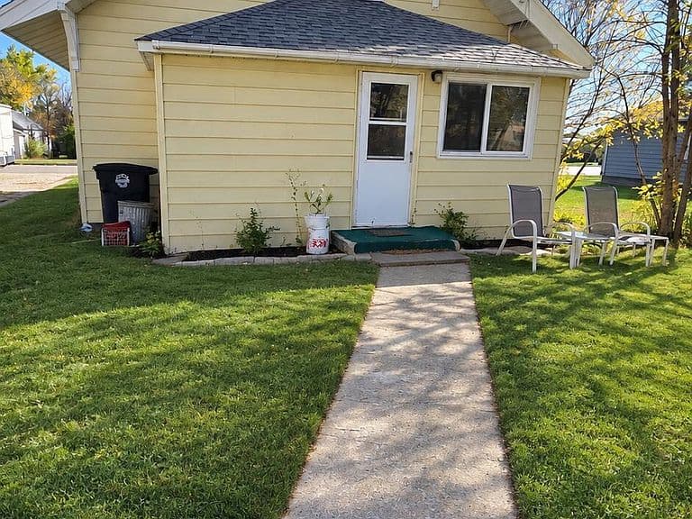 210 N Welo St photo 3