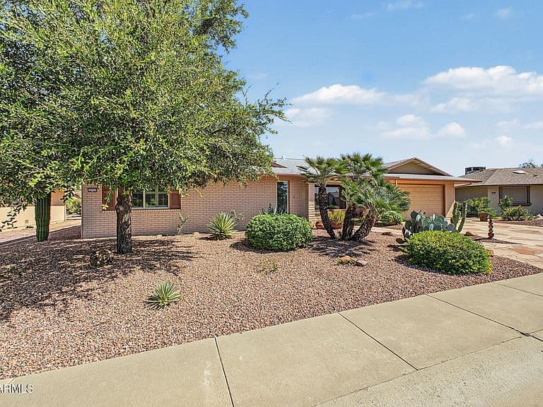 12311 W SONNET Drive photo 2