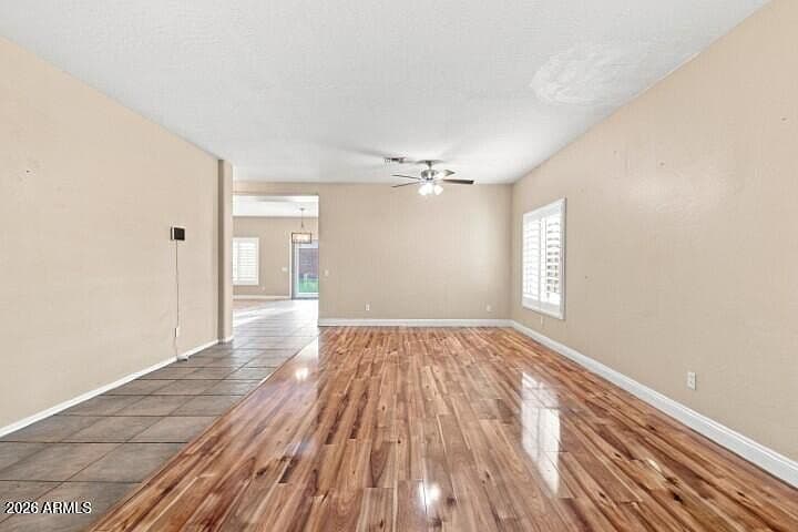 14764 N 141ST Drive photo 5