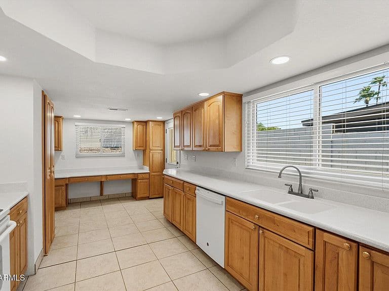 6902 E KATHLEEN Road photo 5
