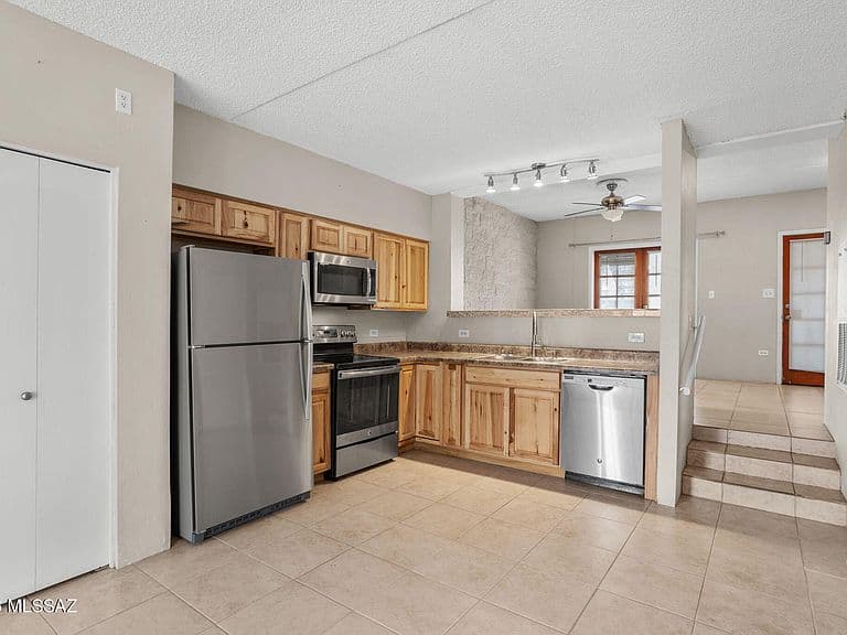 7777 E Golf Links Rd #Road8107 photo 3