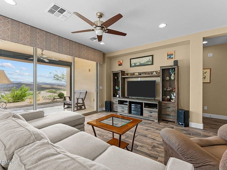 3713 Goldmine Canyon Way photo 4
