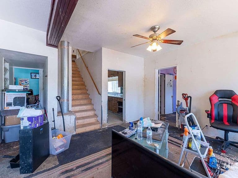 621 Teddy Ave photo 2