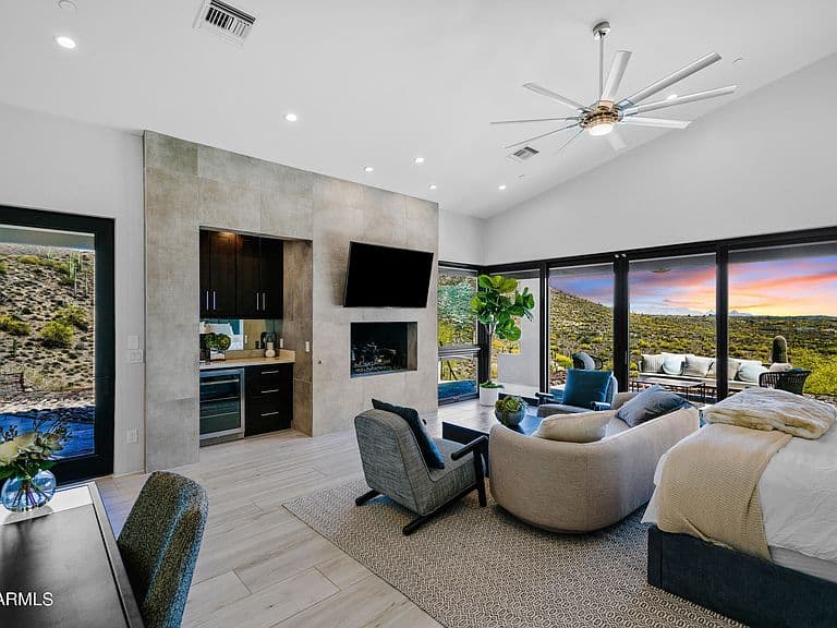 7450 E Continental Mountain Dr #6 photo 4