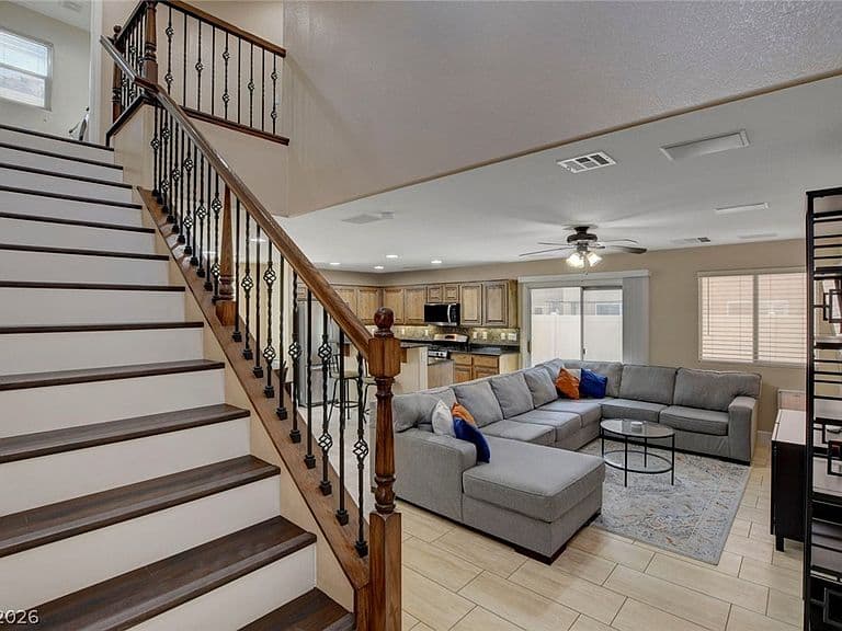 6801 Weeping Fig Ct photo 3