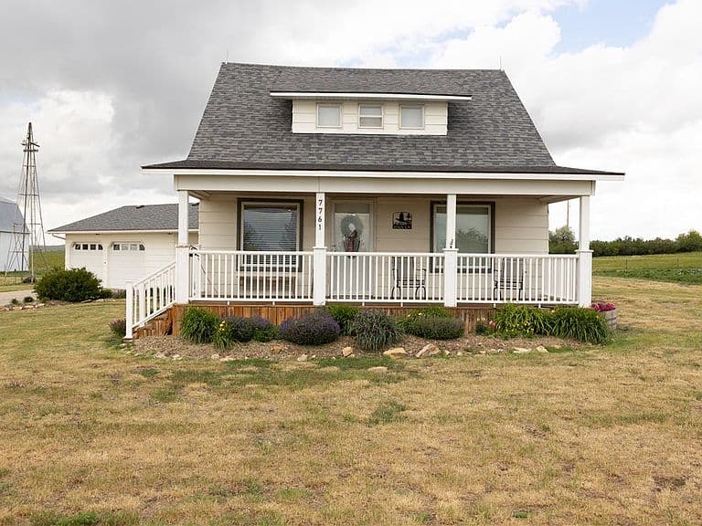 7761 Highway 12 W photo 2
