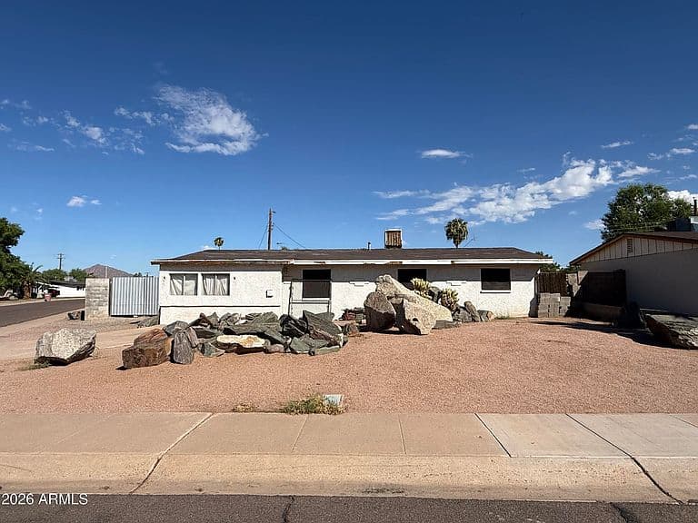 7802 E GARFIELD Street photo 1