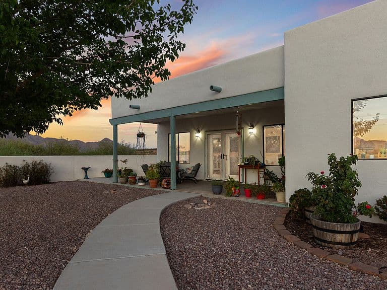 641 Calle Lukas photo 1