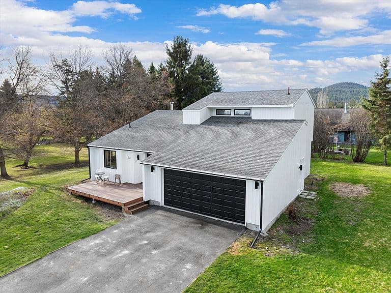 32 Hillcrest Dr photo 4
