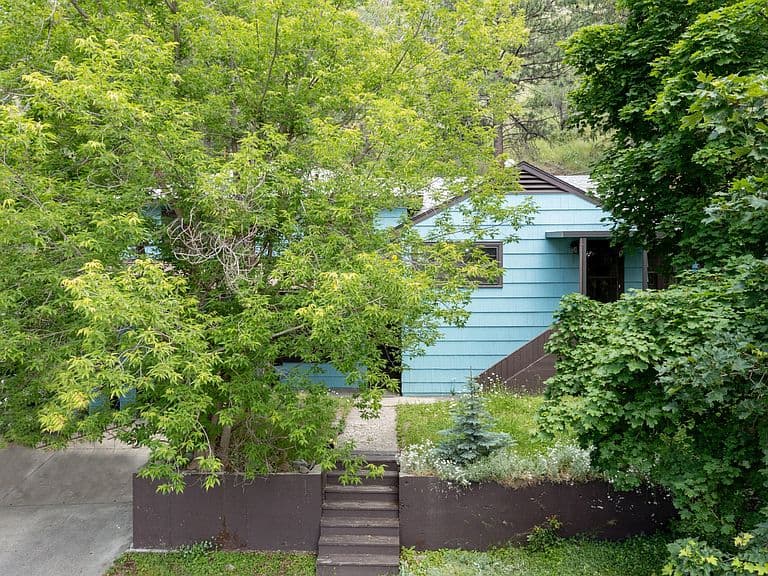 1800 Madeline Ave photo 3