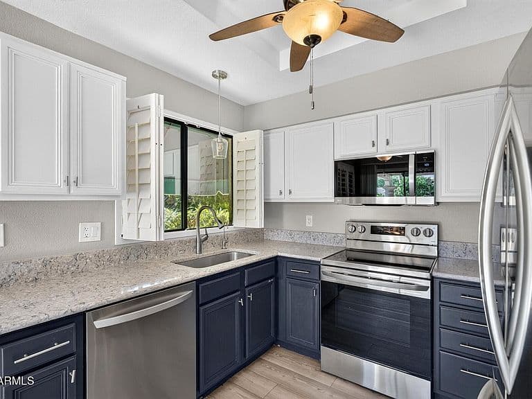 7893 E CACTUS WREN Road photo 4