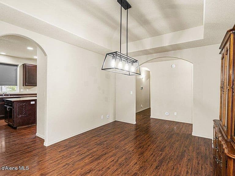 2699 E Thrush Dr photo 5