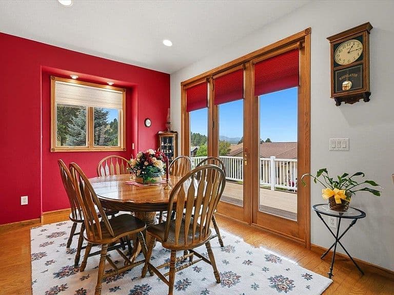 124 Stone Gate Dr photo 3