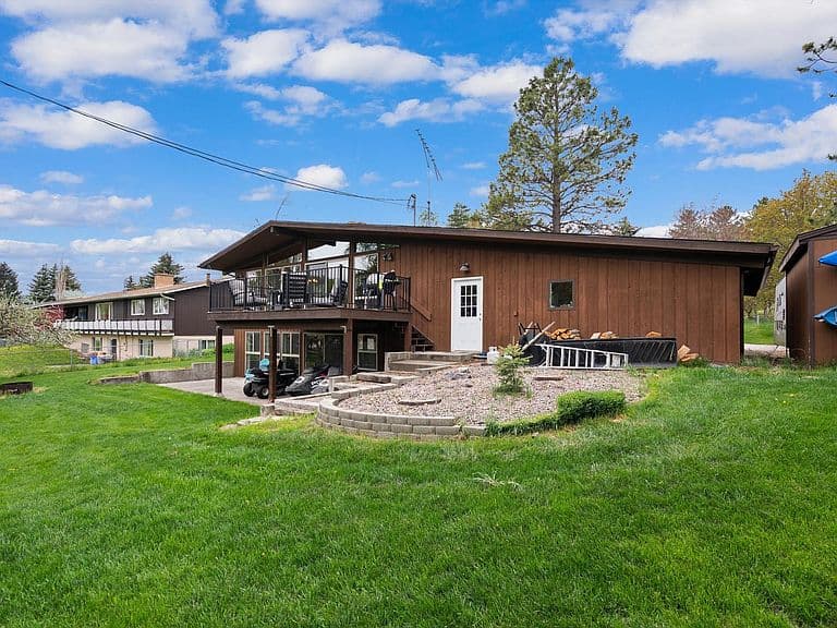 97 Northern Lights Blvd photo 5