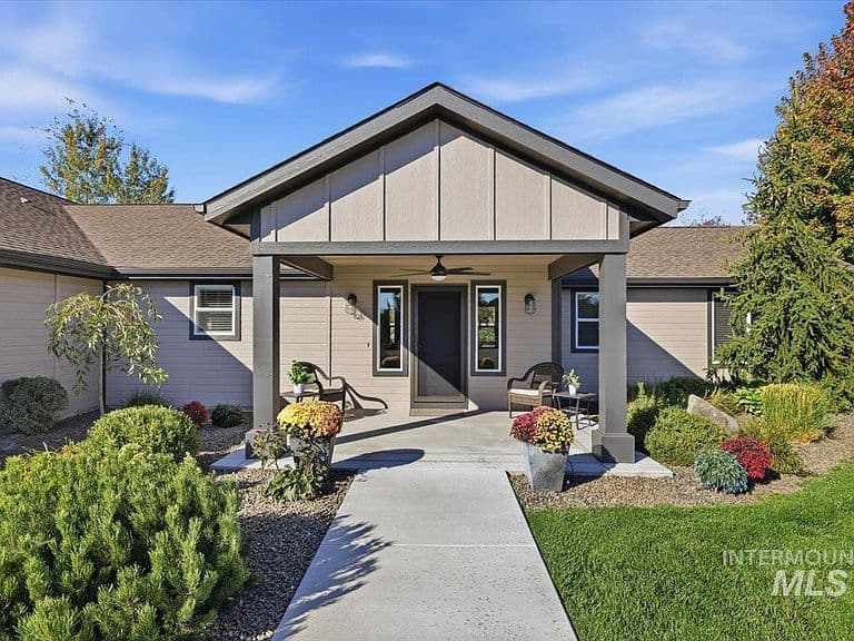 2557 N Sky View Ln photo 4
