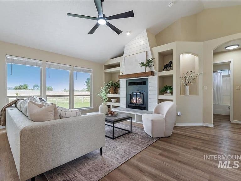 12840 Quail Run Ln photo 2