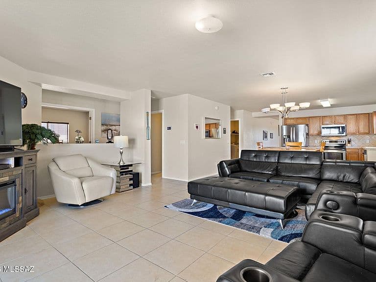 10013 E Rocky Wash Dr photo 4