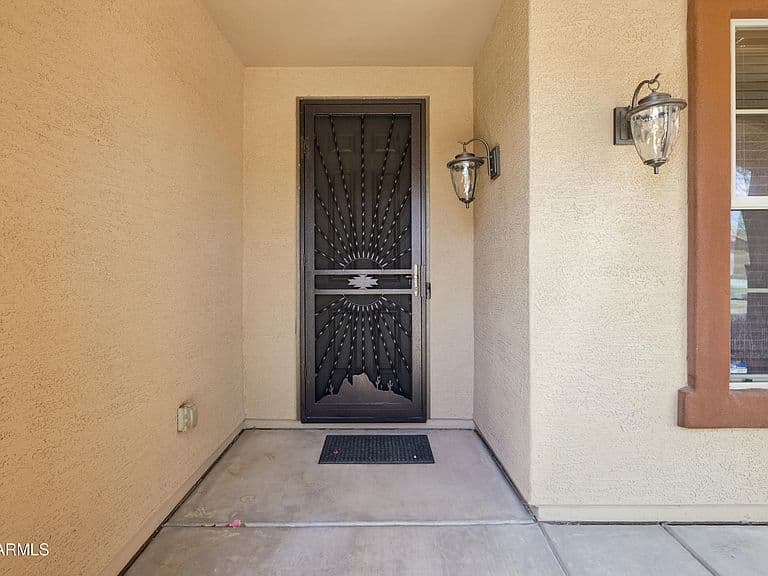 15990 W PAPAGO Street photo 3